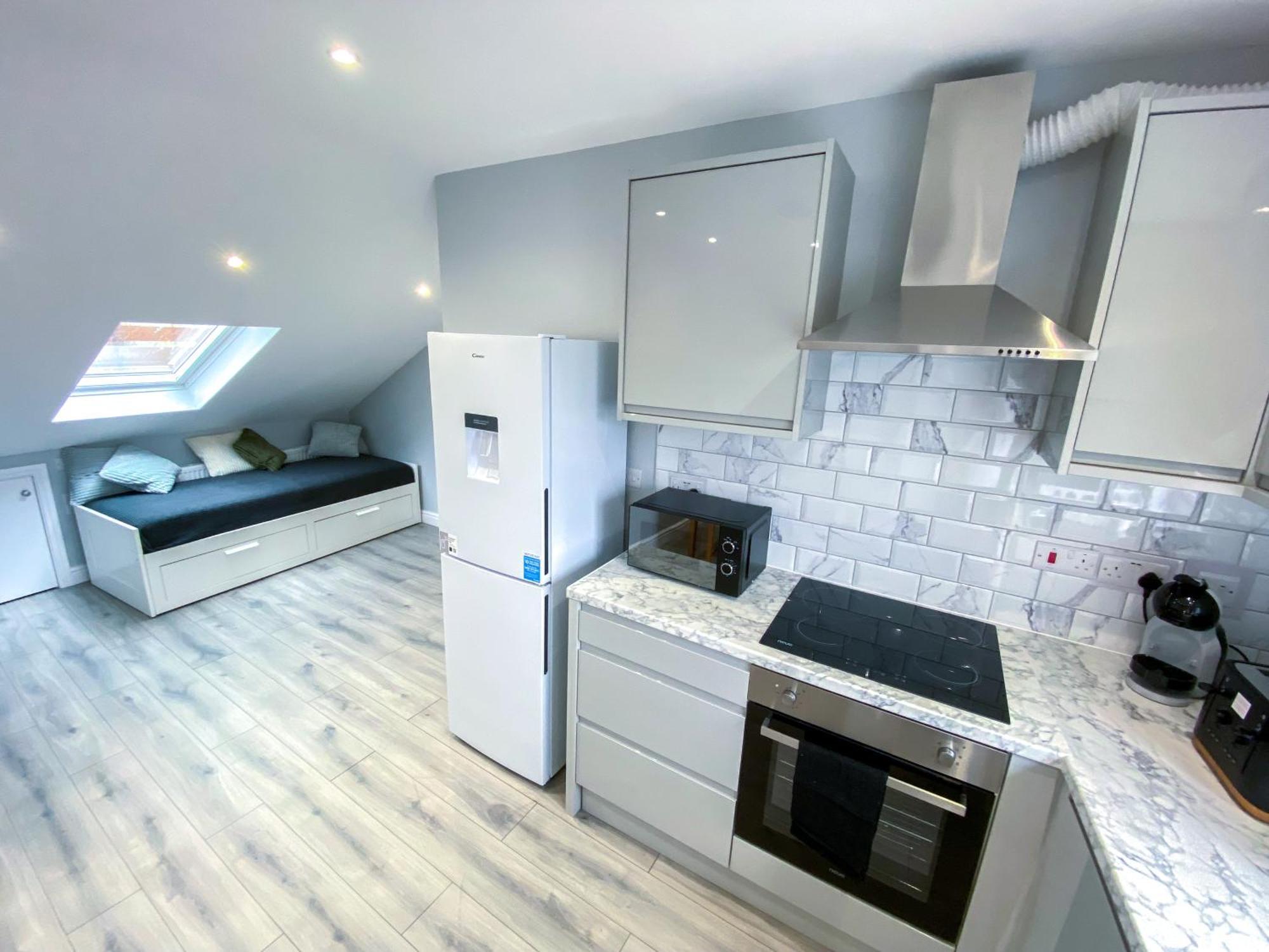Large 1-Bedroom Flat, 5 Guest, London - F4 Екстериор снимка